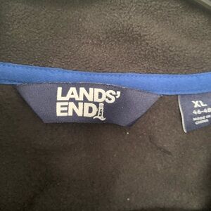 Lands end men’s sweater